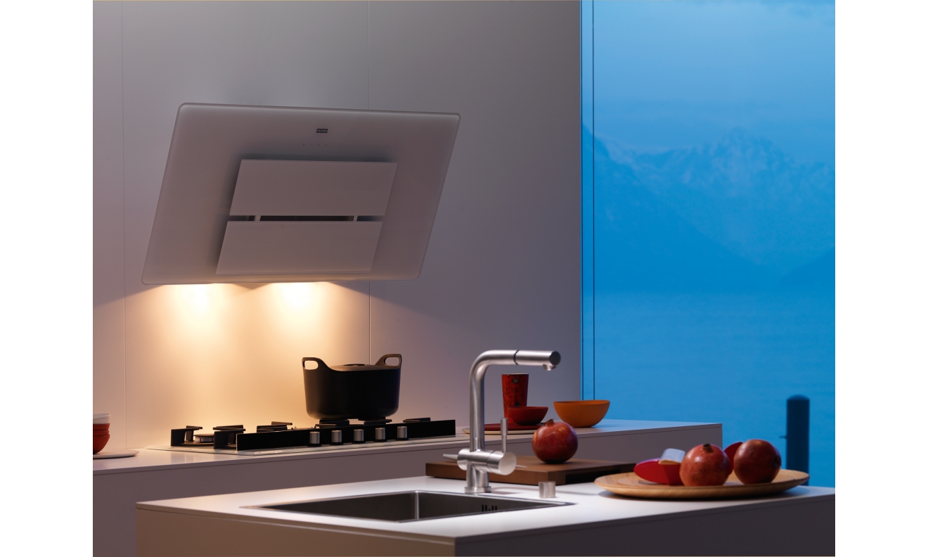 Arm Atlas Zug Seite HD Edelstahl