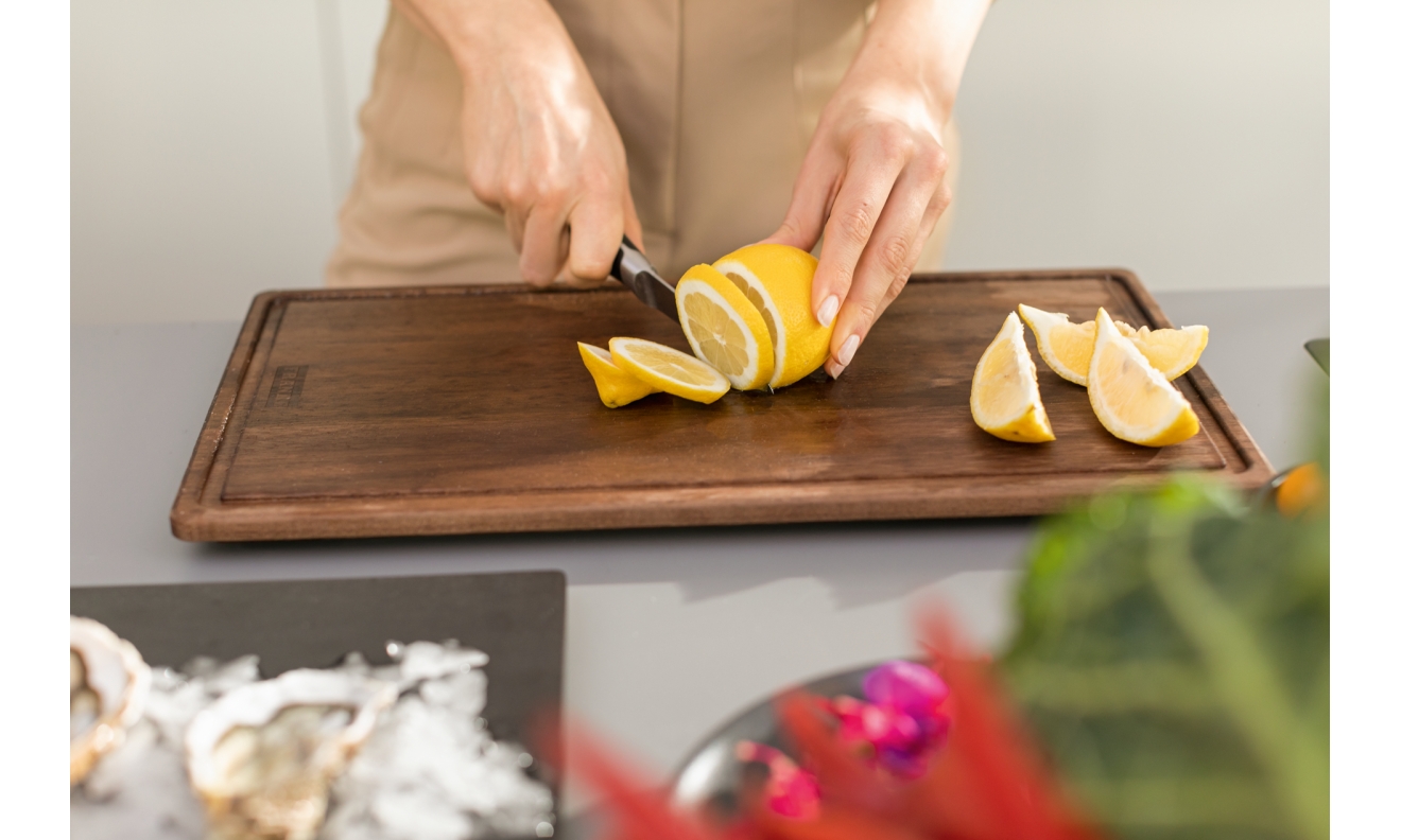 PLANCHE A DECOUPER NOYER 230X442MM
