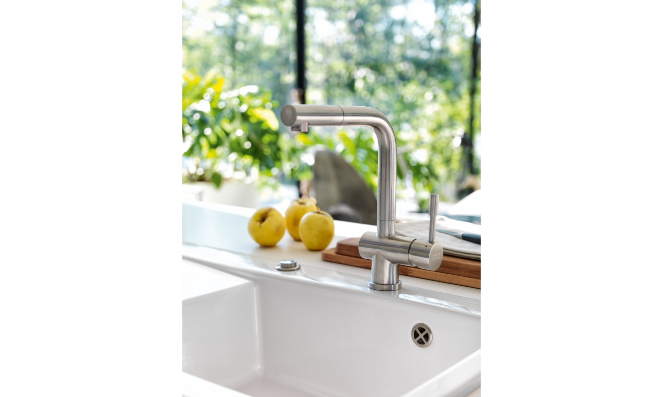 Arm Atlas Zug Seite HD Edelstahl
