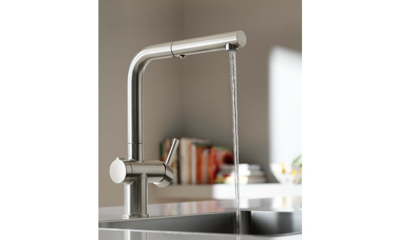 Active L Twist pull-out spray