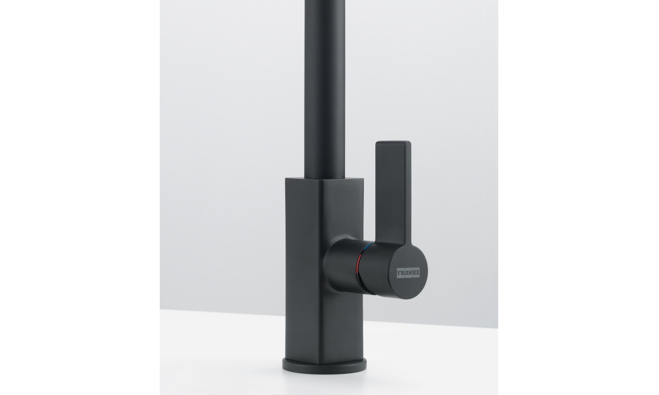 MARIS PULL DOWN NOZZLE MATT BLACK