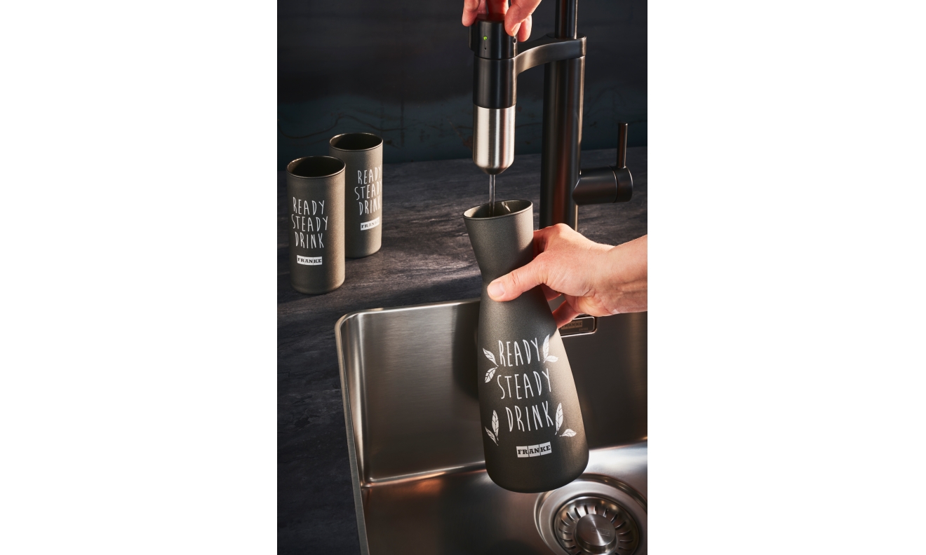 VITAL Semi Pro Eau filtrée Noir Mat