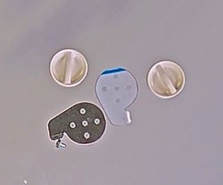 KIT 2 MANOPOLE PANN.W+PIASTRINI CHISURA